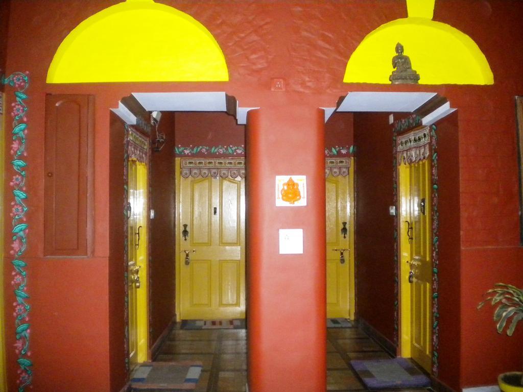 Ganpati Guest House Varanasi Eksteriør bilde
